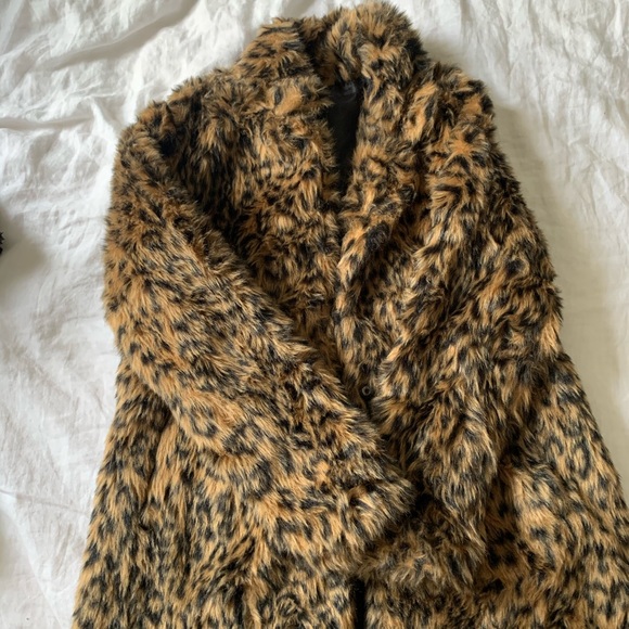 Cheetah Faux Fur Jacket - Picture 2 of 5